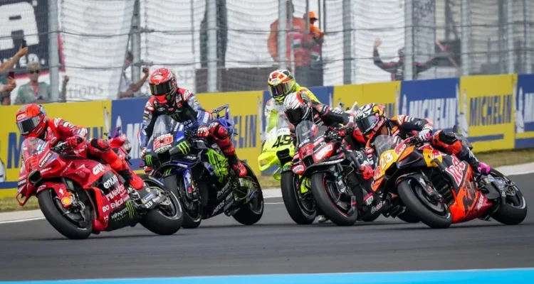 Live MotoGP Hungaria 2026: Kecelakaan dan Persaingan Sengit di Kelas Moto3