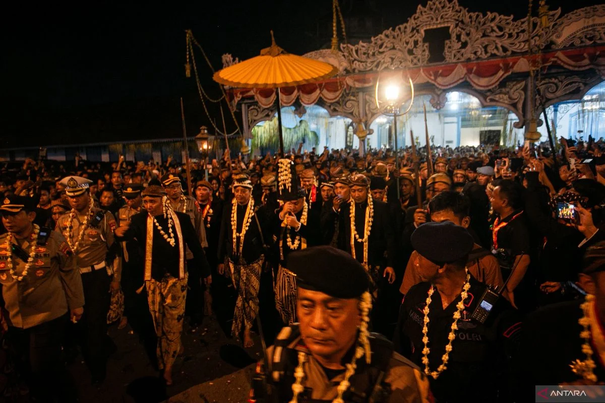 Malam 1 Suro: Sejarah, Tradisi, dan Makna Spiritual di Balik Pergantian Tahun Islam