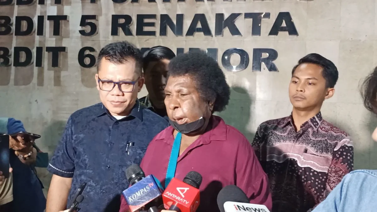 Mama Sinta Laporkan Dandhy Laksono dan JTW ke Polda Metro Jaya Terkait Film Pesta Babi