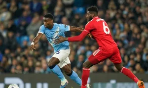 Man City Hadapi Persaingan Sengit dari Manchester United dalam Perebutan Bintang Midfielder