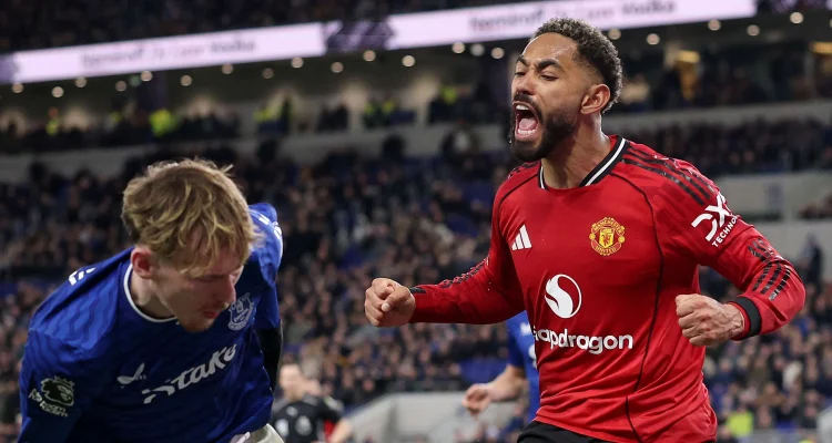Manchester United Mencari Penyerang Baru untuk Mengisi Slot di Samping Benjamin Šeško