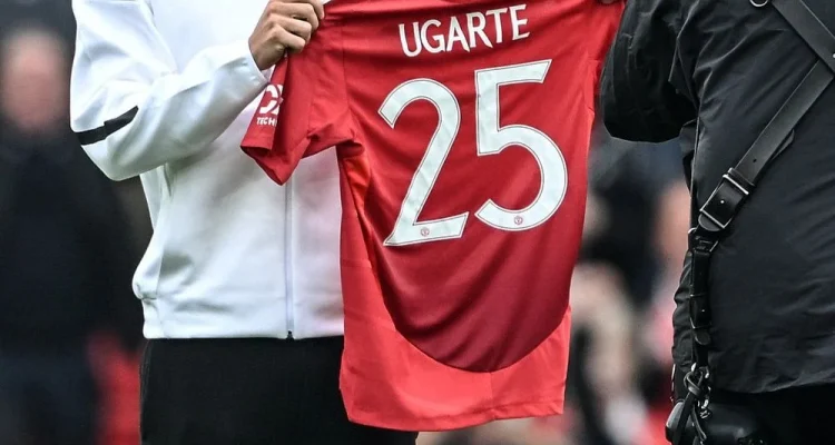 Manuel Ugarte Dihargai Manchester United Sebesar £30 Juta