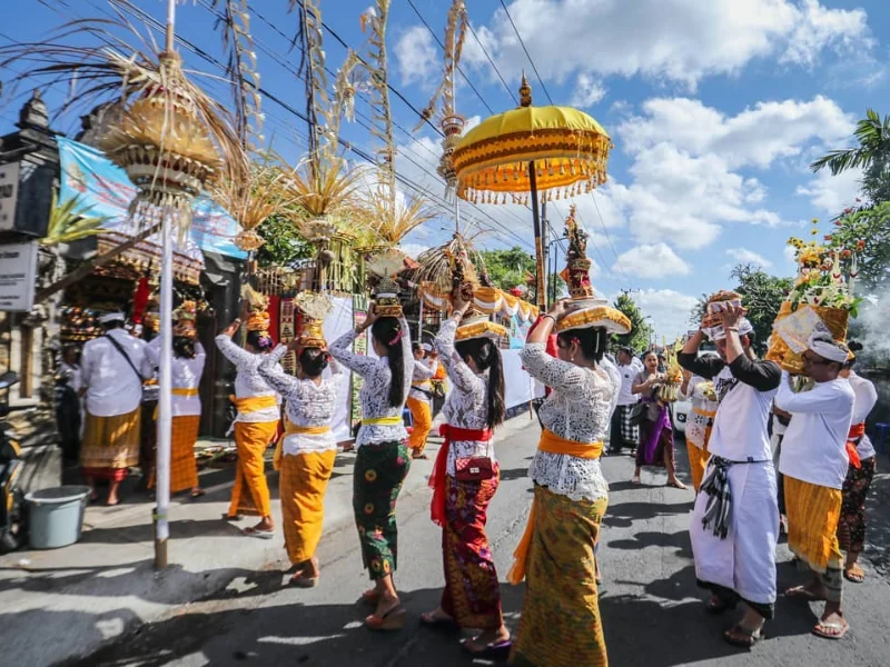 Mengenal Makna dan Tradisi Hari Raya Galungan 2026