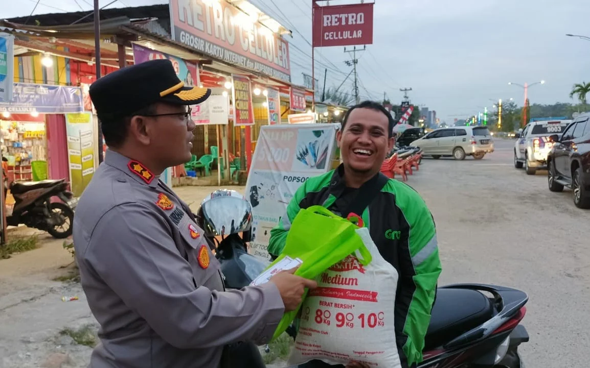 Ojek Online dan Masyarakat Terdampak Kenaikan Harga Oli dan BBM