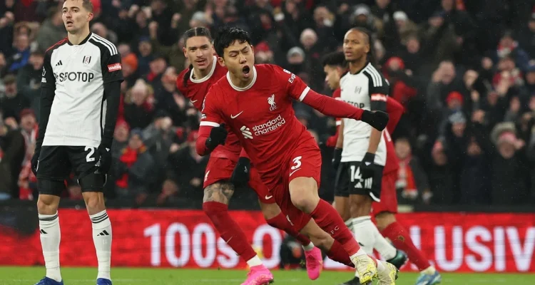 Pemain Liverpool, Wataru Endo, Mengumumkan Pensiun dari Tim Nasional Jepang