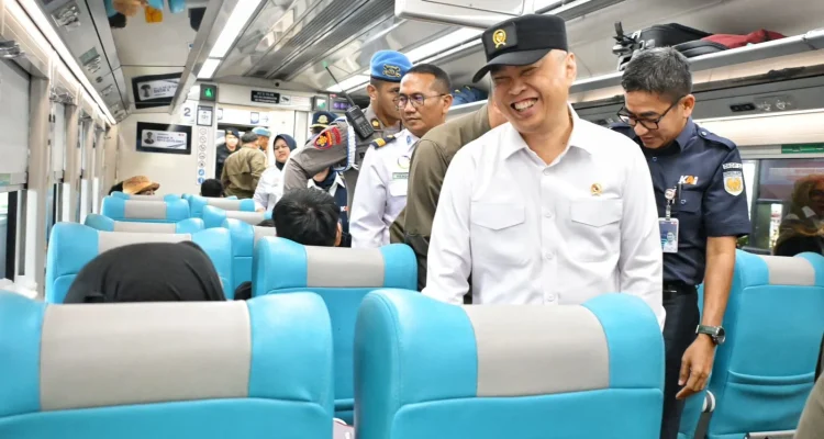 Pemerintah Umumkan Stimulus Transportasi Rp 1,54 T untuk Libur Sekolah dan Nataru