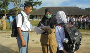 Pemprov Jabar Siap Biayai Siswa yang Tak Lolos Masuk Sekolah Negeri