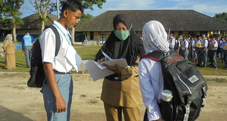 Pemprov Jabar Siap Biayai Siswa yang Tak Lolos Masuk Sekolah Negeri