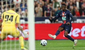 Pengganti Ousmane Dembélé? Junior Kroupi Dincar Paris Saint-Germain