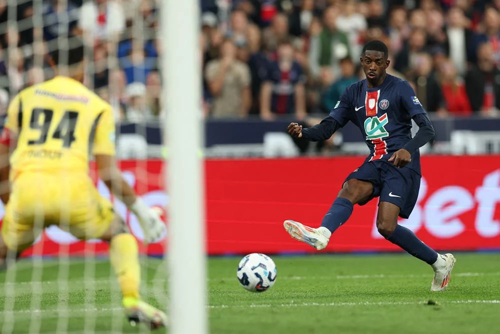 Pengganti Ousmane Dembélé? Junior Kroupi Dincar Paris Saint-Germain