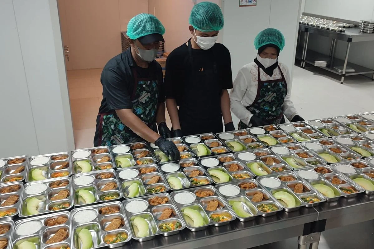 Penggelembungan Harga di Proyek Makan Bergizi Gratis, KPK dan Kejagung Lakukan Penyelidikan