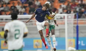 Pertandingan Prancis vs Senegal Berakhir Imbang, Maxence Lacroix Dibidik Klub Lain