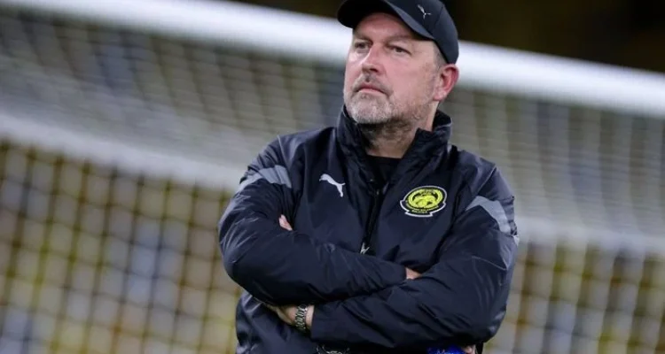 Peter Cklamovski Tinggalkan Timnas Malaysia untuk Melatih Salford City di Liga Inggris