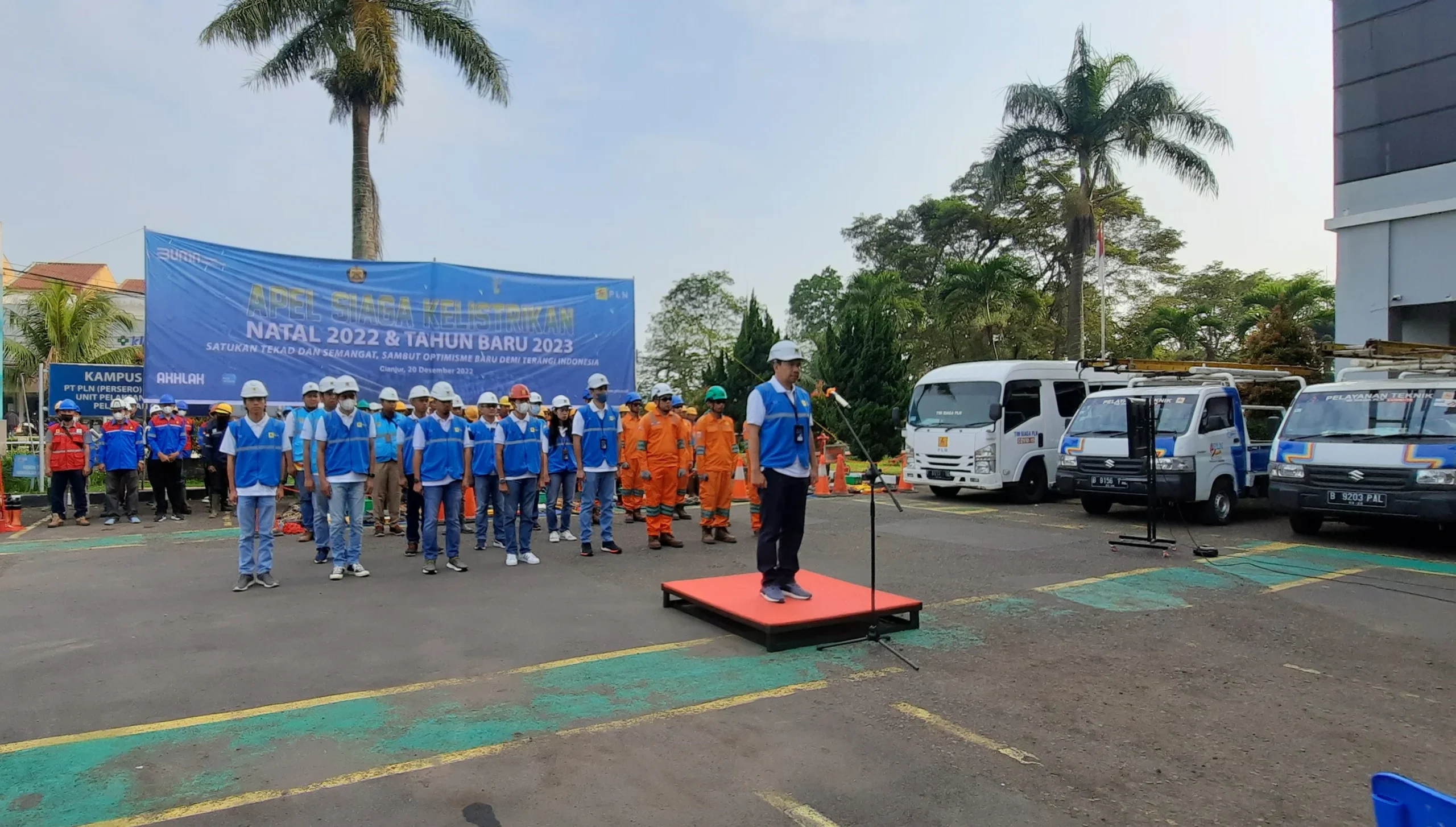 PLN Hadapi Tantangan Pasokan Listrik di Jawa