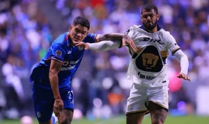 Pumas UNAM vs Cruz Azul: Efrain Juarez Keluar, Guillermo Vazquez Masuk