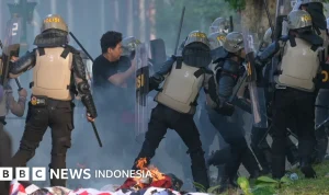 Riot Membuat Gebrakan Besar dengan Thresh dan Senna di 2XKO, Serta Penempatan Polisi di Benidorm