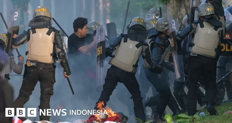 Riot Membuat Gebrakan Besar dengan Thresh dan Senna di 2XKO, Serta Penempatan Polisi di Benidorm