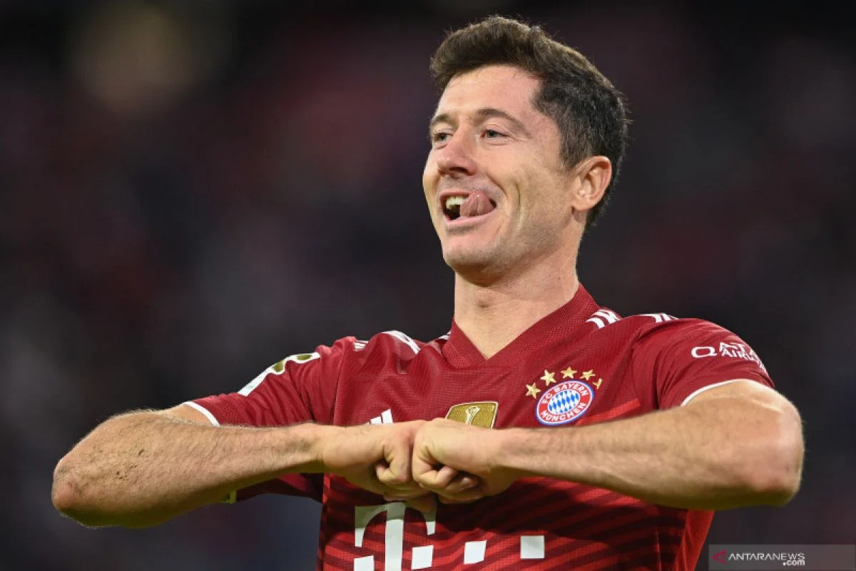 Robert Lewandowski: Bintang Sepak Bola yang Siap Mengambil Langkah Baru