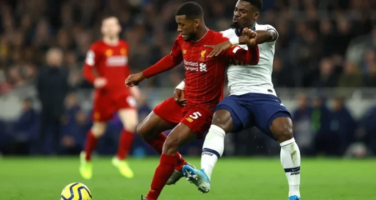 Ronald Koeman Hadapi Kritik dari Wesley Sneijder, Sementara Gini Wijnaldum Siap Pindah