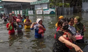 Semarang Menghadapi Tantangan Besar: Banjir Rob, Penurunan Tanah, dan Kriminalitas
