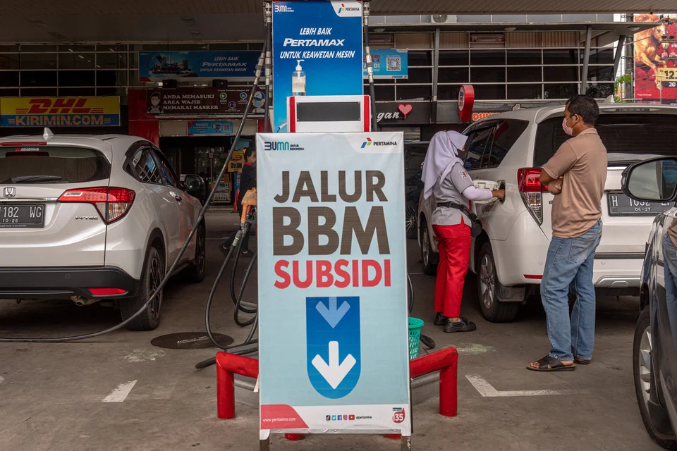 Subsidi BBM: Antara Kebijakan Pemerintah dan Penyelundupan
