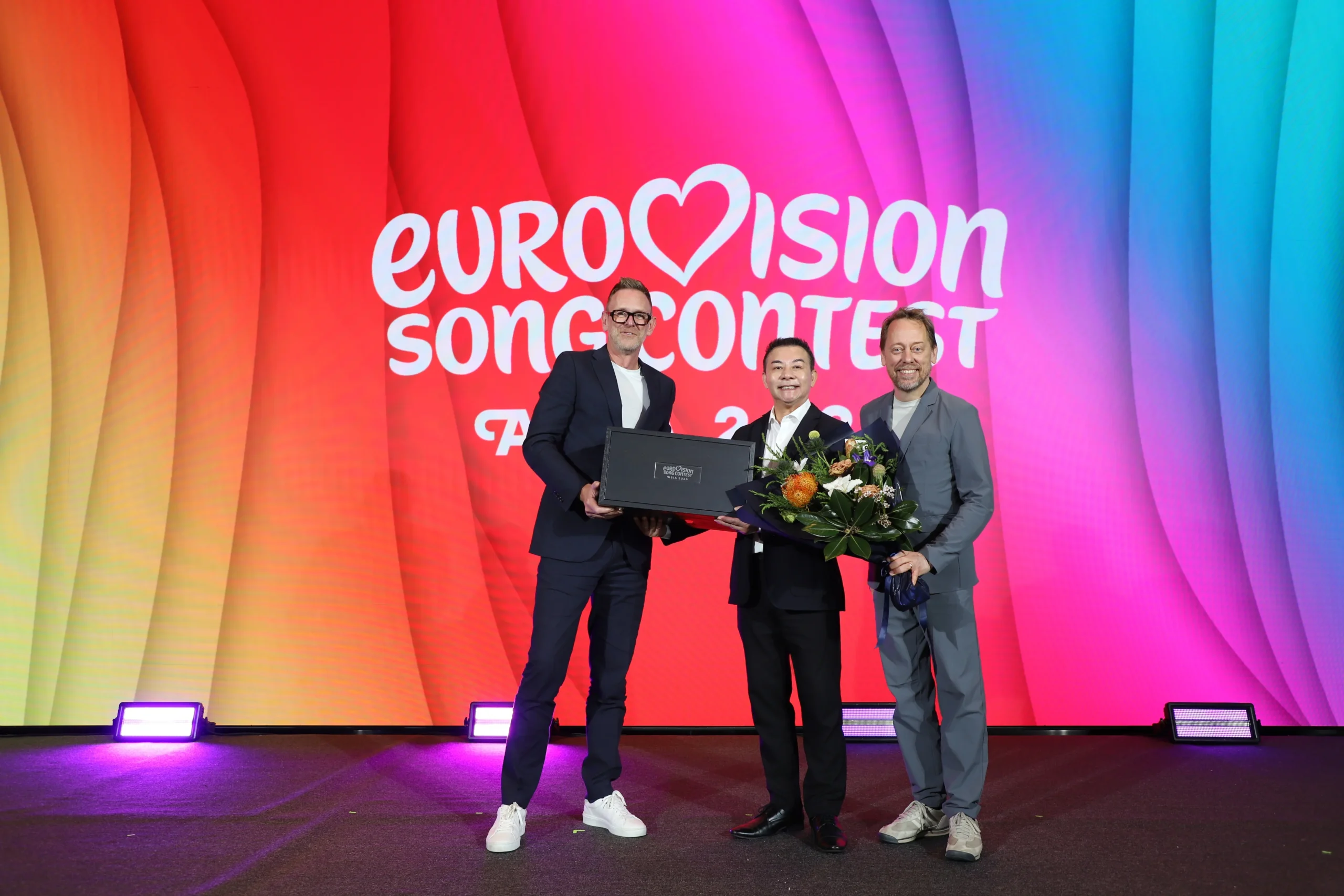 Thailand Menghadapi Tantangan Ekonomi dan Politik, dari Perdagangan Shrimp hingga Persiapan Eurovision Asia