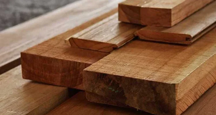 Timber: Dari Bahan Bangunan Hingga Pemain Sepak Bola