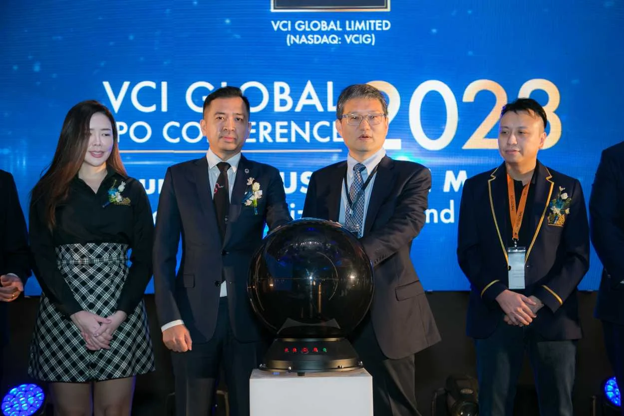 VCI Global dan Peter V'landys dalam Perlombaan Hak Siar Olahraga