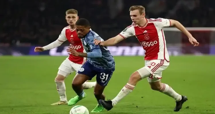 Ajax Mengalahkan Vojvodina di Kualifikasi Liga Konferensi dengan Skor 4-1
