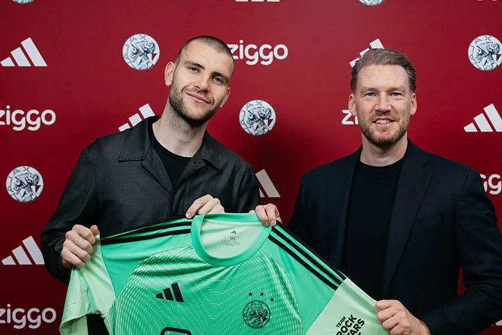Ajax Siap Untuk Membuat Kesepakatan Dengan Beberapa Pemain Baru