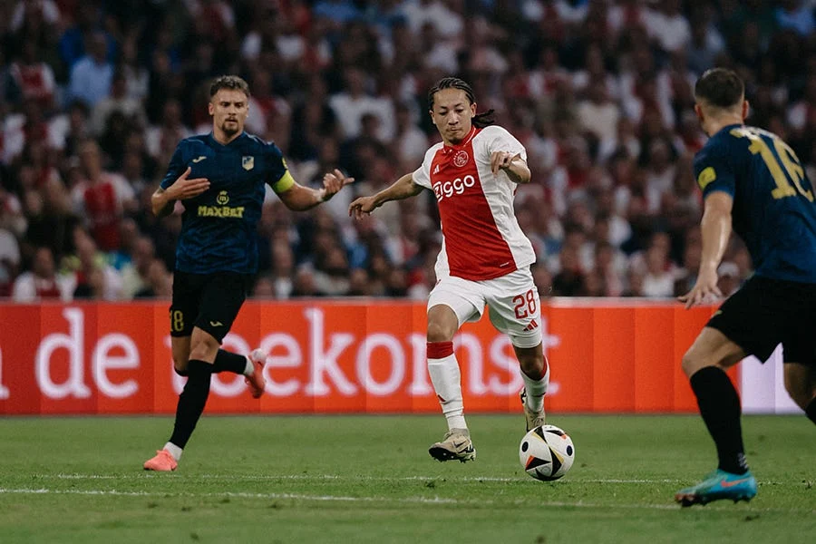 Ajax vs Vojvodina: Analisis Pertandingan dan Reaksi Penggemar