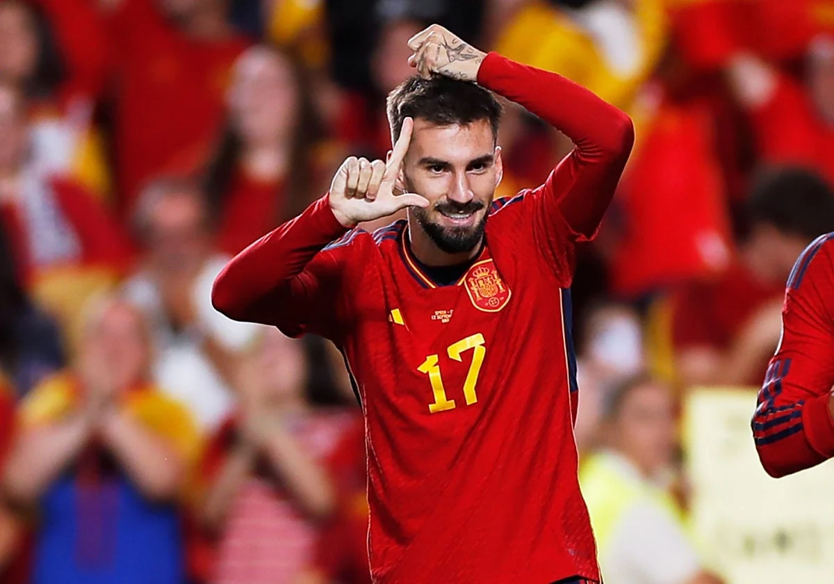 Álex Baena: Sang Bintang Sepak Bola yang Menyukai Keindahan Almería