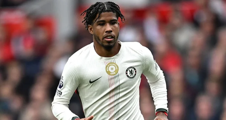 Andrey Santos Resmi Bergabung dengan Manchester United