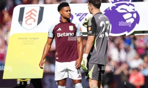 Aston Villa Dikepung: Emiliano Martinez dan Ollie Watkins Jadi Incaran Klub Besar