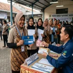 Bantuan Langsung Tunai (BLT) Cair Lagi, Ratusan Buruh Rokok Dapat Rp600.000!