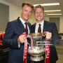 Bastian Schweinsteiger Sarankan Louis van Gaal Jadi Pelatih Tim Nasional Jerman