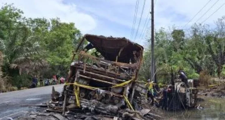 Bus: Antara Kejadian Tak Terduga dan Kenaikan Tarif