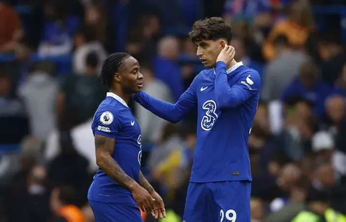 Chelsea FC Menghadapi Persaingan Sengit di Bursa Transfer