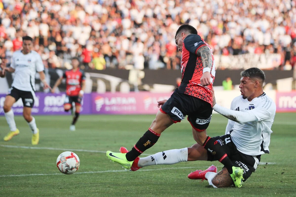 Colo-Colo Pimpin Liga Chili Setelah Mengalahkan Deportes Limache