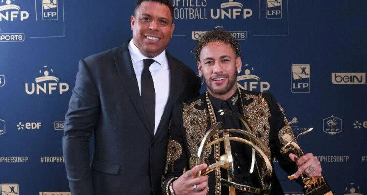 Cristiano Ronaldo dan Neymar Jr. Tidak Membawa Trofi Piala Dunia FIFA