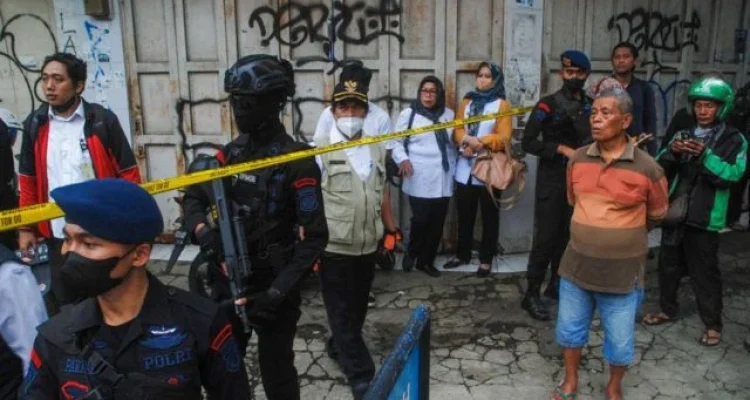 Delapan Pria Dituduh Konspirasi Pembunuhan dan Terorisme atas Rencana Serangan Drone di Acara UFC Gedung Putih