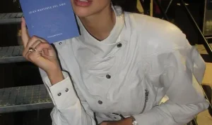 Dunia Sastra: Dua Lipa dan Zadie Smith Hadir di London Literature Festival