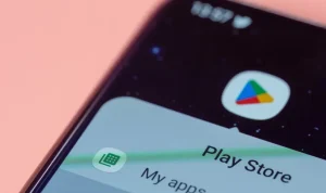 Google Mulai Mengizinkan Toko Aplikasi Pihak Ketiga di Play Store