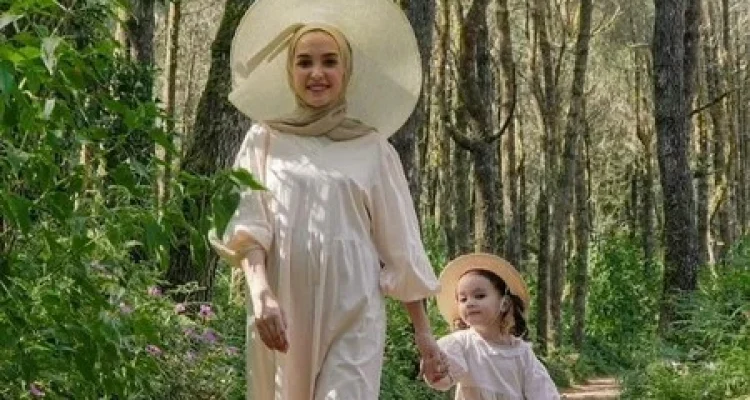 Hamidah Rachmayanti dan Meisya Siregar Berbagi Cerita Mencekam Anaknya Terseret Ombak di Bali