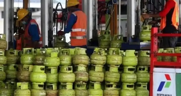 Harga LPG Turun, Saham Waterways Leisure Tourism Melemah, dan Transaksi Properti di Windsor