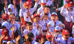 Hari Pertama Sekolah: Antusiasme dan Motivasi Baru