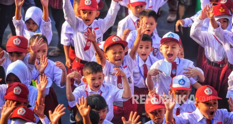 Hari Pertama Sekolah: Antusiasme dan Motivasi Baru