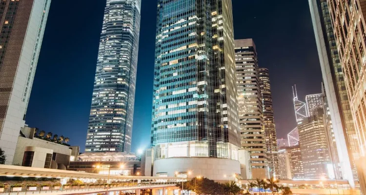 Hong Kong: Kota yang Tak Pernah Tidur, Dari IPO Shein Hingga Kejayaan Rope Skipping