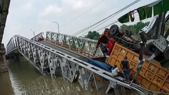 Jembatan Runtuh: Tragedi yang Menghantui dan Menginspirasi