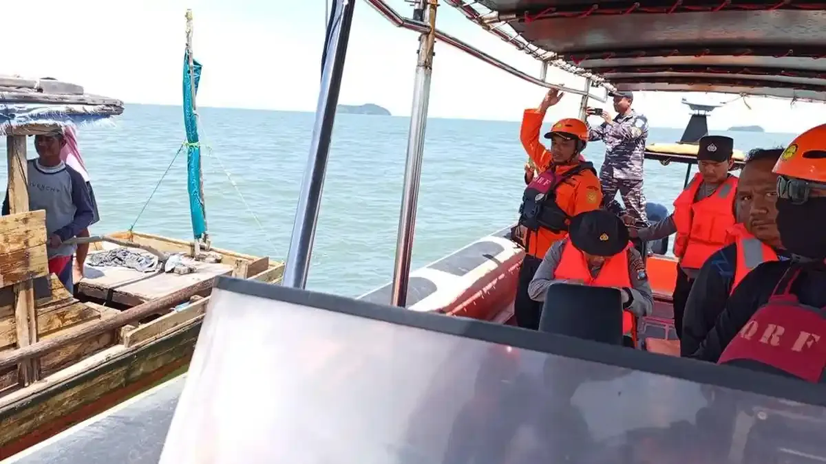 Kapal Tenggelam di Perairan Selayar, 23 Penumpang Masih Hilang